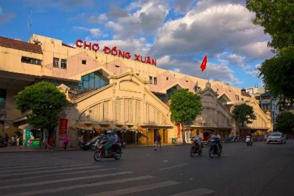 Dong Xuan Market – Paradise for Shopaholics